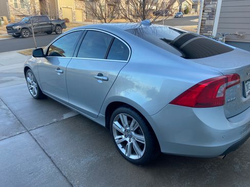 Used 2011 Volvo S60 T6 image 8