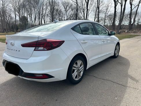 Used 2019 Hyundai Elantra Value Edition w/ Cargo Package image 6