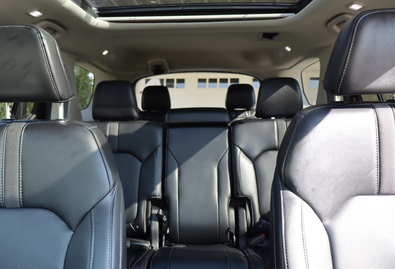 Used 2025 Honda Pilot Touring image 21