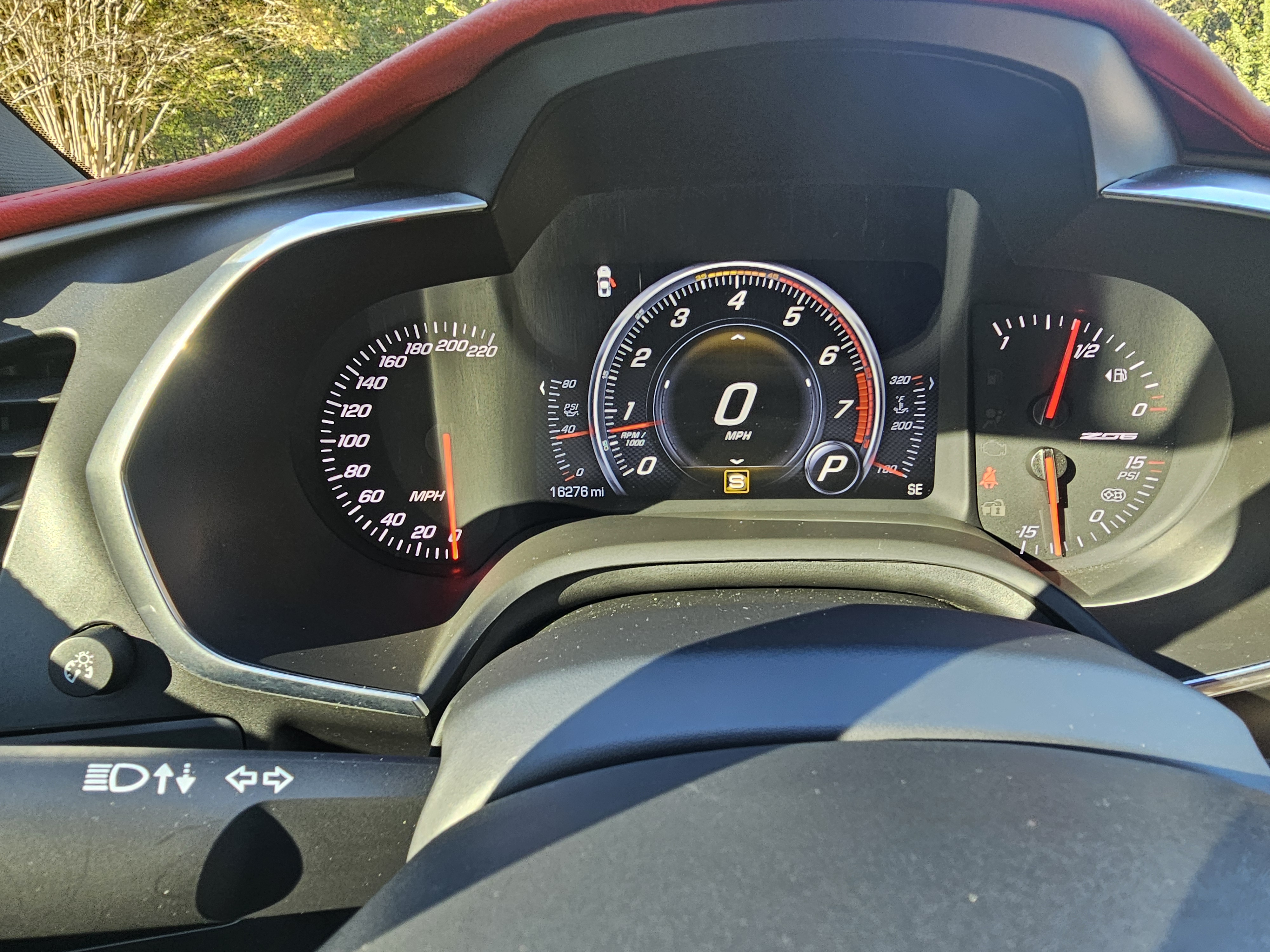 Used 2016 Chevrolet Corvette Z06 w/ 2LZ Preferred Equipment Group RWD image 15