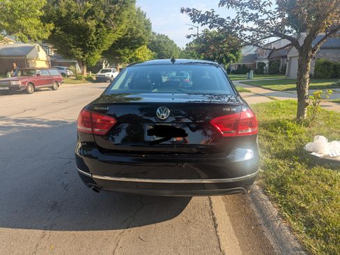 Used 2015 Volkswagen Passat 1.8T SE image 10