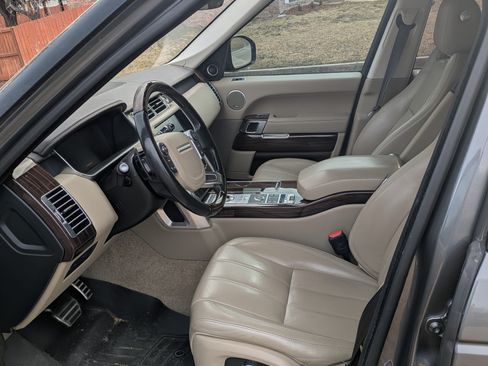 Used 2017 Land Rover Range Rover Supercharged image 13