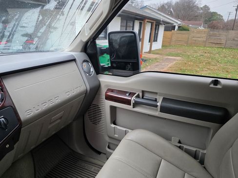 Used 2008 Ford F450 Lariat image 14