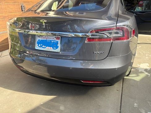 Used 2018 Tesla Model S 100D image 6