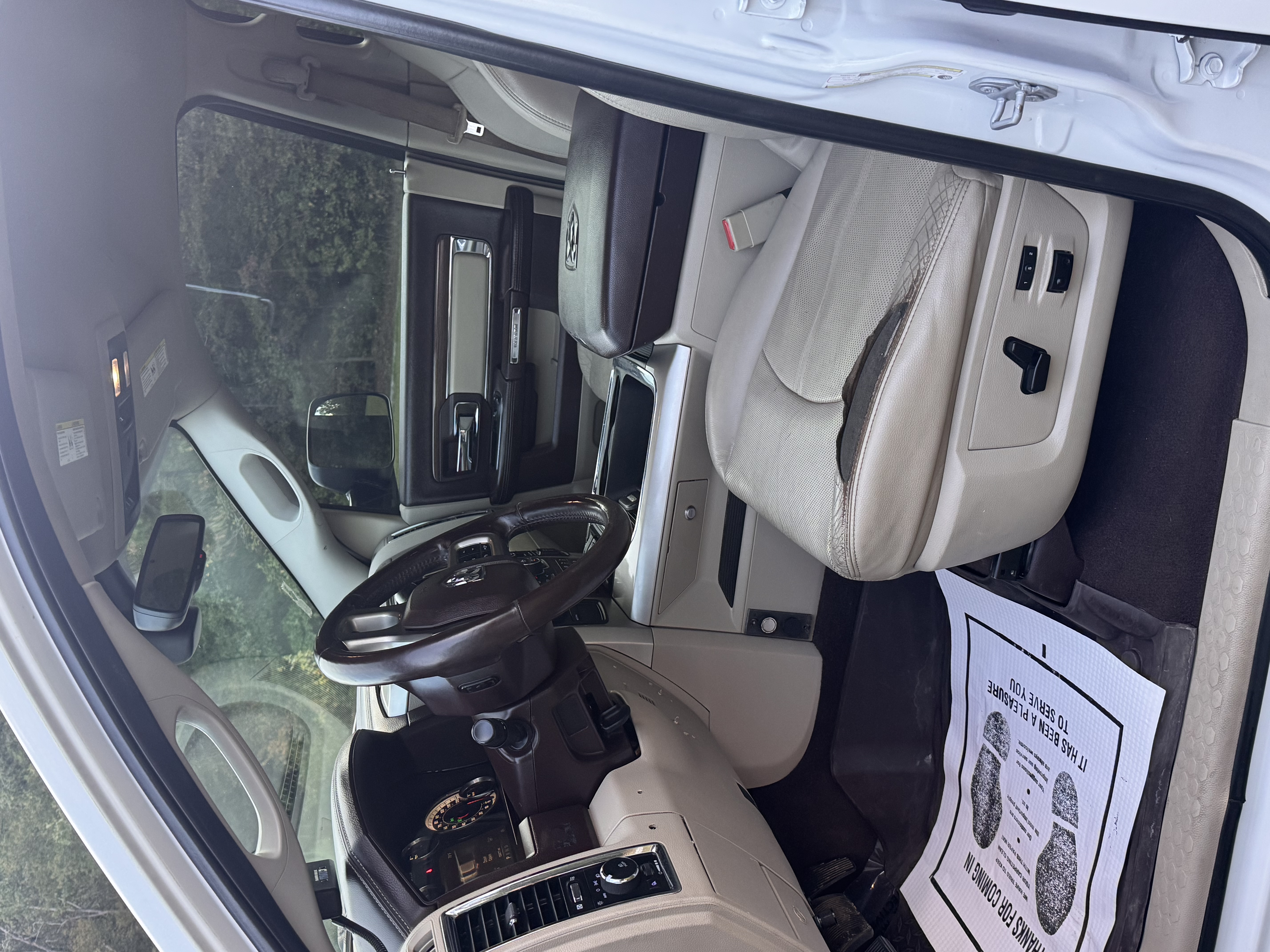 Used 2018 RAM 2500 Laramie AWD/4WD image 13