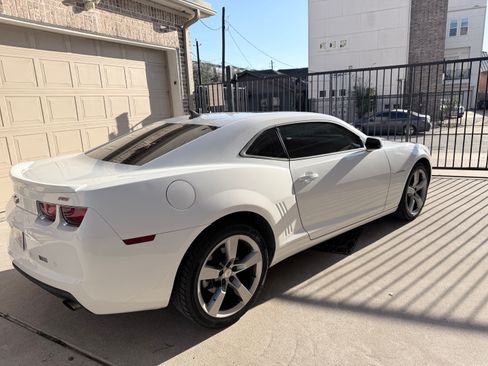 Used 2010 Chevrolet Camaro LT w/ RS Package image 6