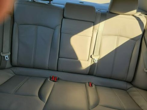 Used 2013 Buick LaCrosse Leather image 8