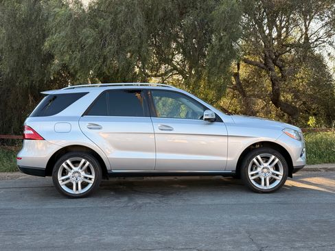 Used 2015 Mercedes-Benz ML 350 4MATIC image 1
