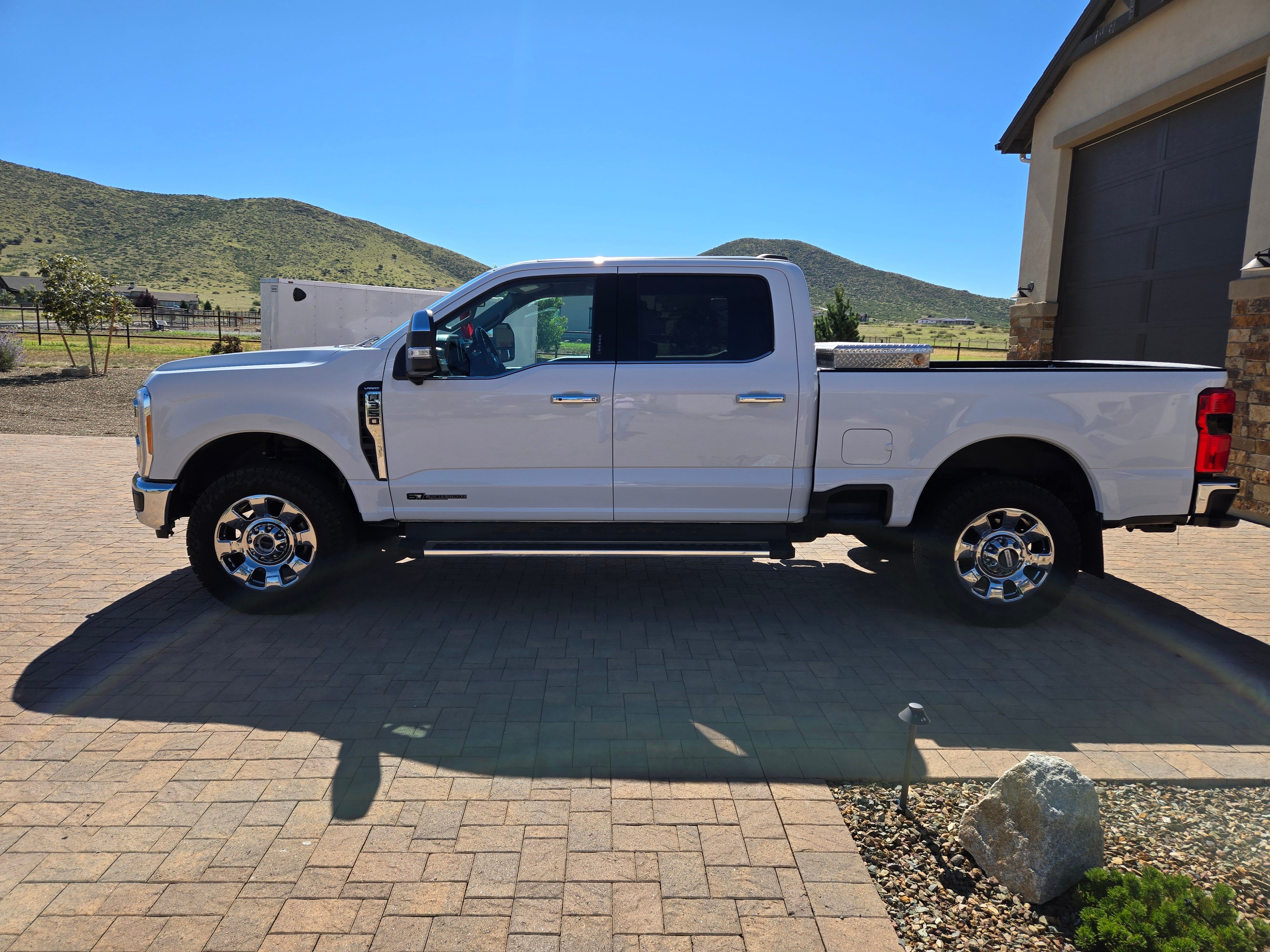 Used 2023 Ford F350 Lariat w/ Tow Technology Package AWD/4WD image 6