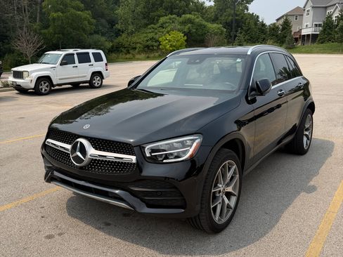 Used 2022 Mercedes-Benz GLC 300 4MATIC image 2