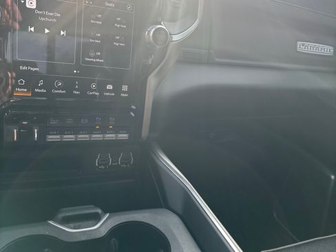 Used 2024 RAM 3500 Laramie image 6