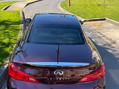 Used 2010 INFINITI G37 Sport w/ Premium Pkg image 5