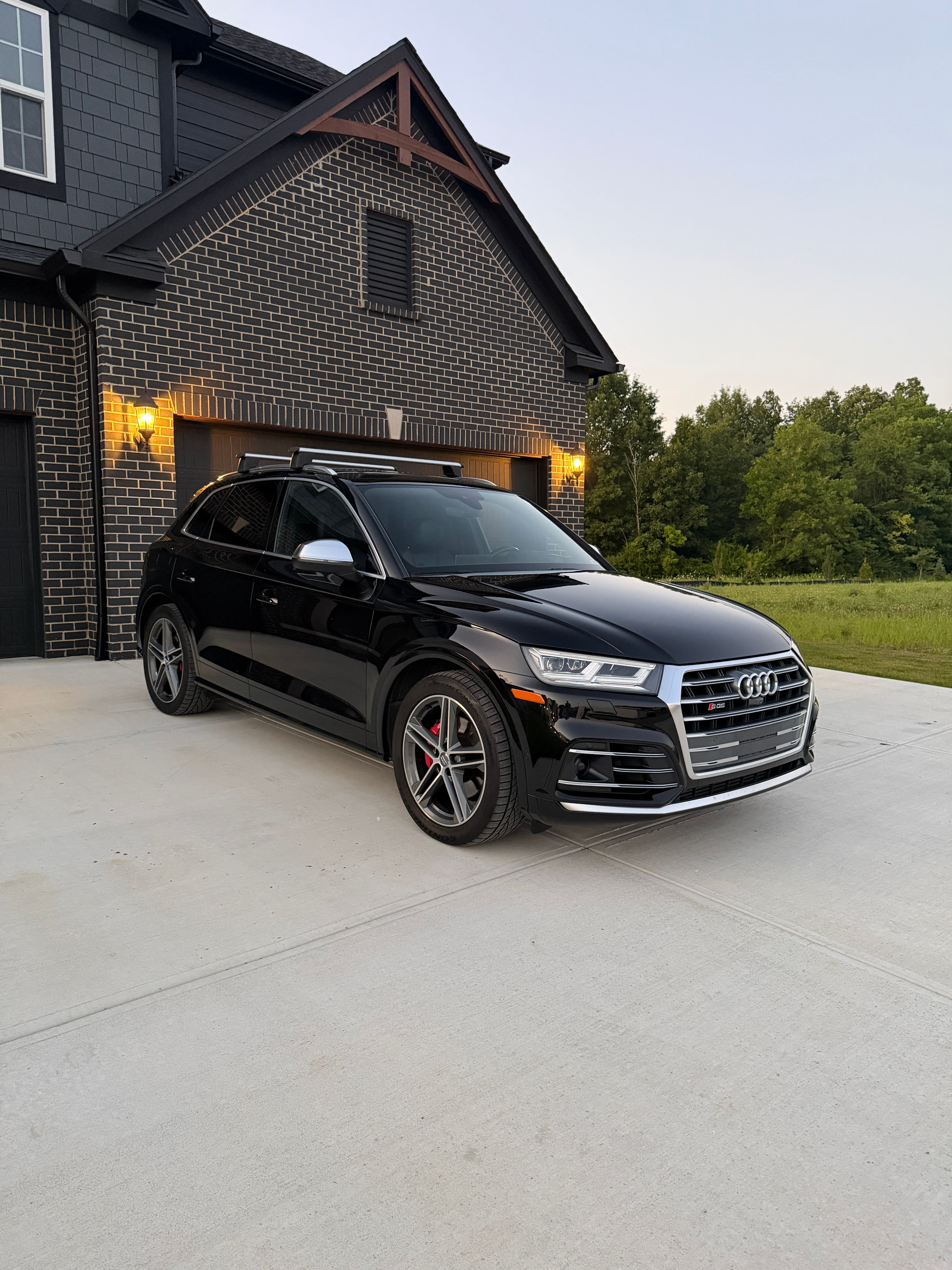 Used 2019 Audi SQ5 Prestige w/ Prestige Package AWD/4WD image 5