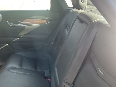 Used 2016 Cadillac XTS Luxury image 11