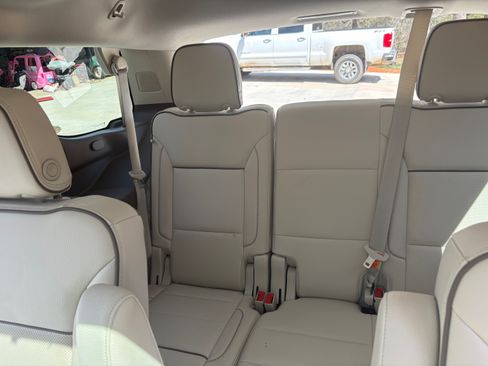 Used 2021 GMC Yukon Denali w/ Denali Ultimate Package image 13