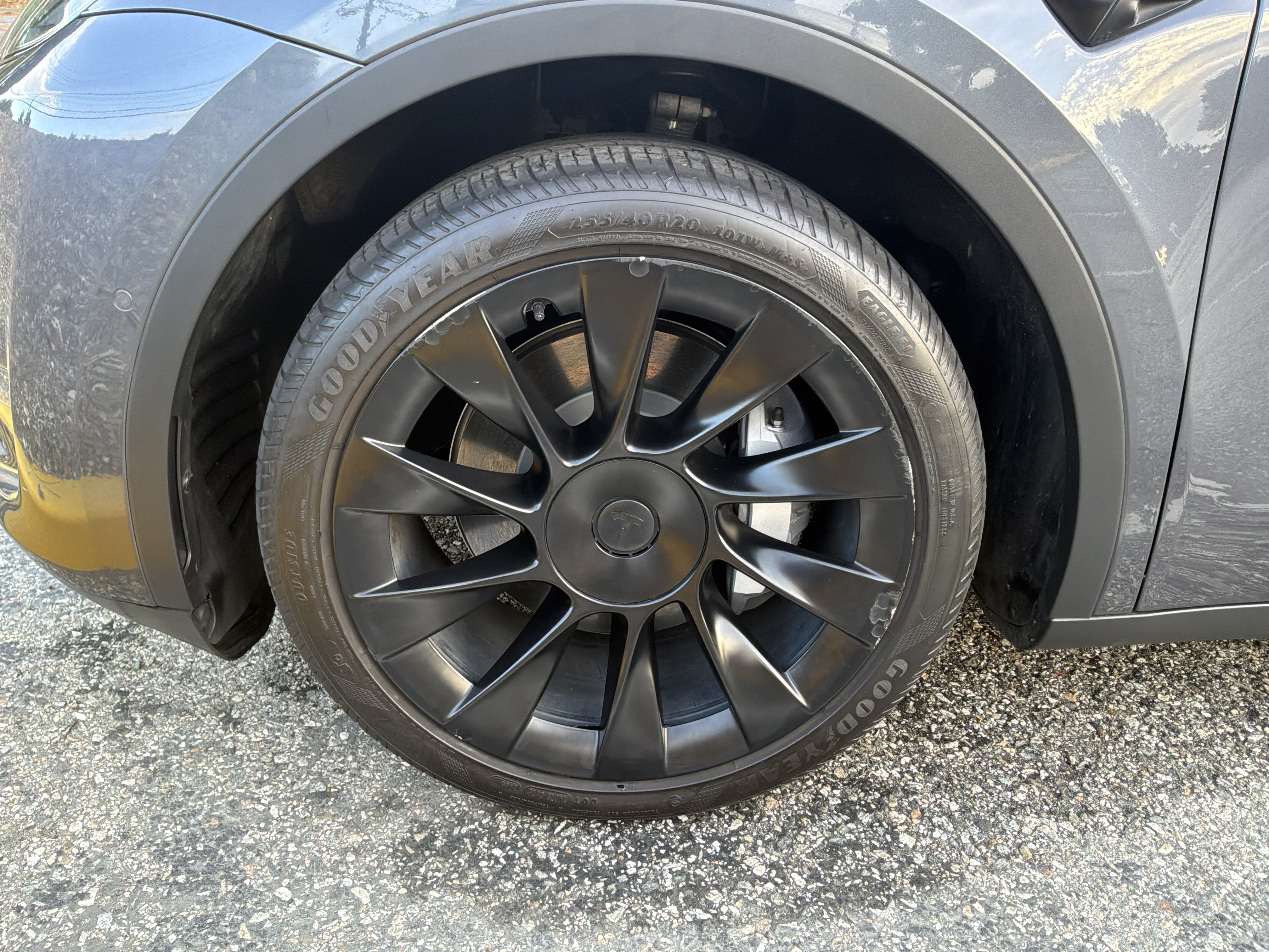 Used 2022 Tesla Model Y Long Range AWD/4WD image 13
