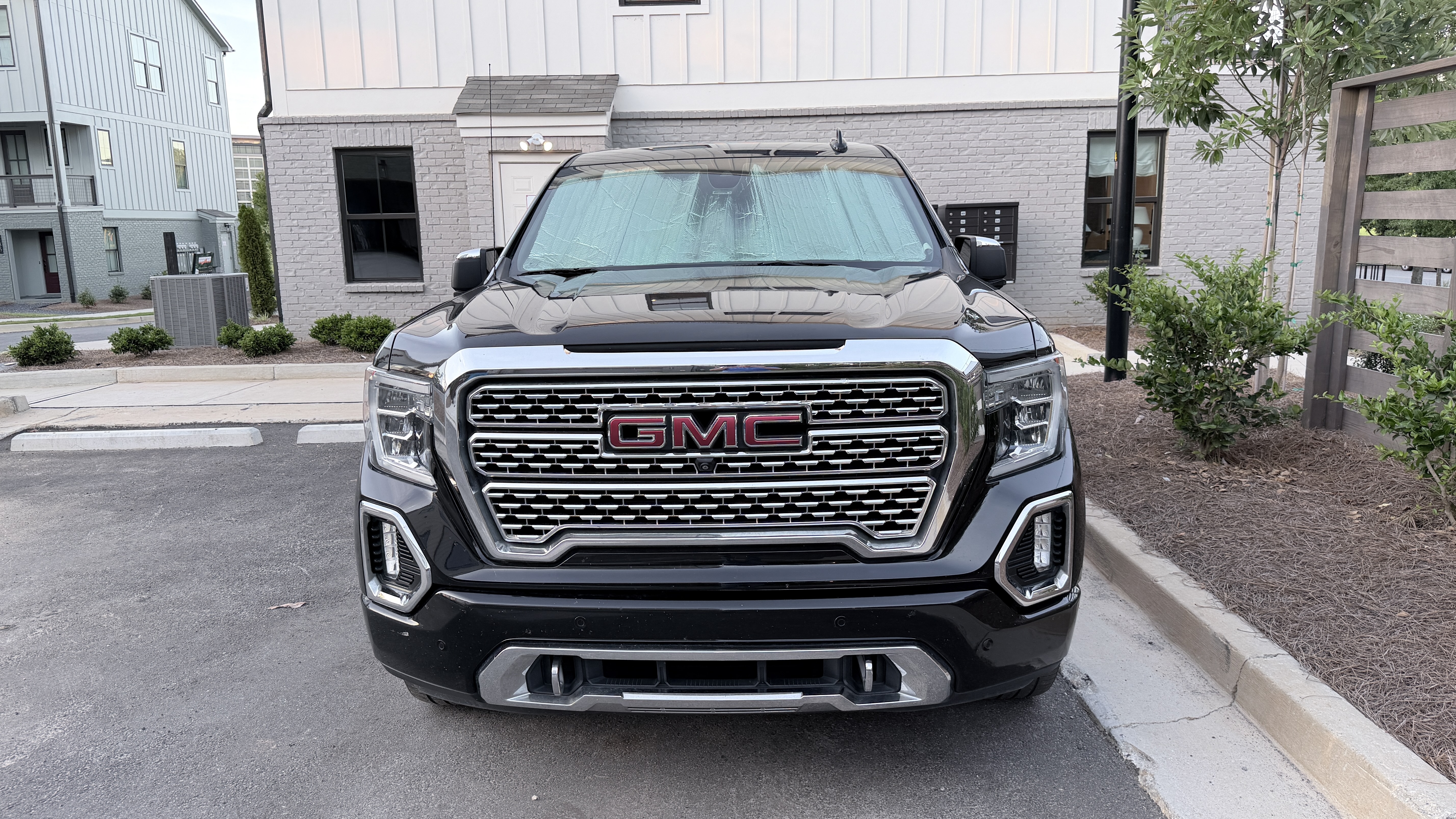 Used 2021 GMC Sierra 1500 Denali w/ Denali Ultimate Package AWD/4WD image 4