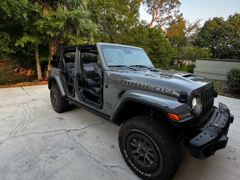 Used 2021 Jeep Wrangler Unlimited Rubicon w/ Trailer Tow Package image 11