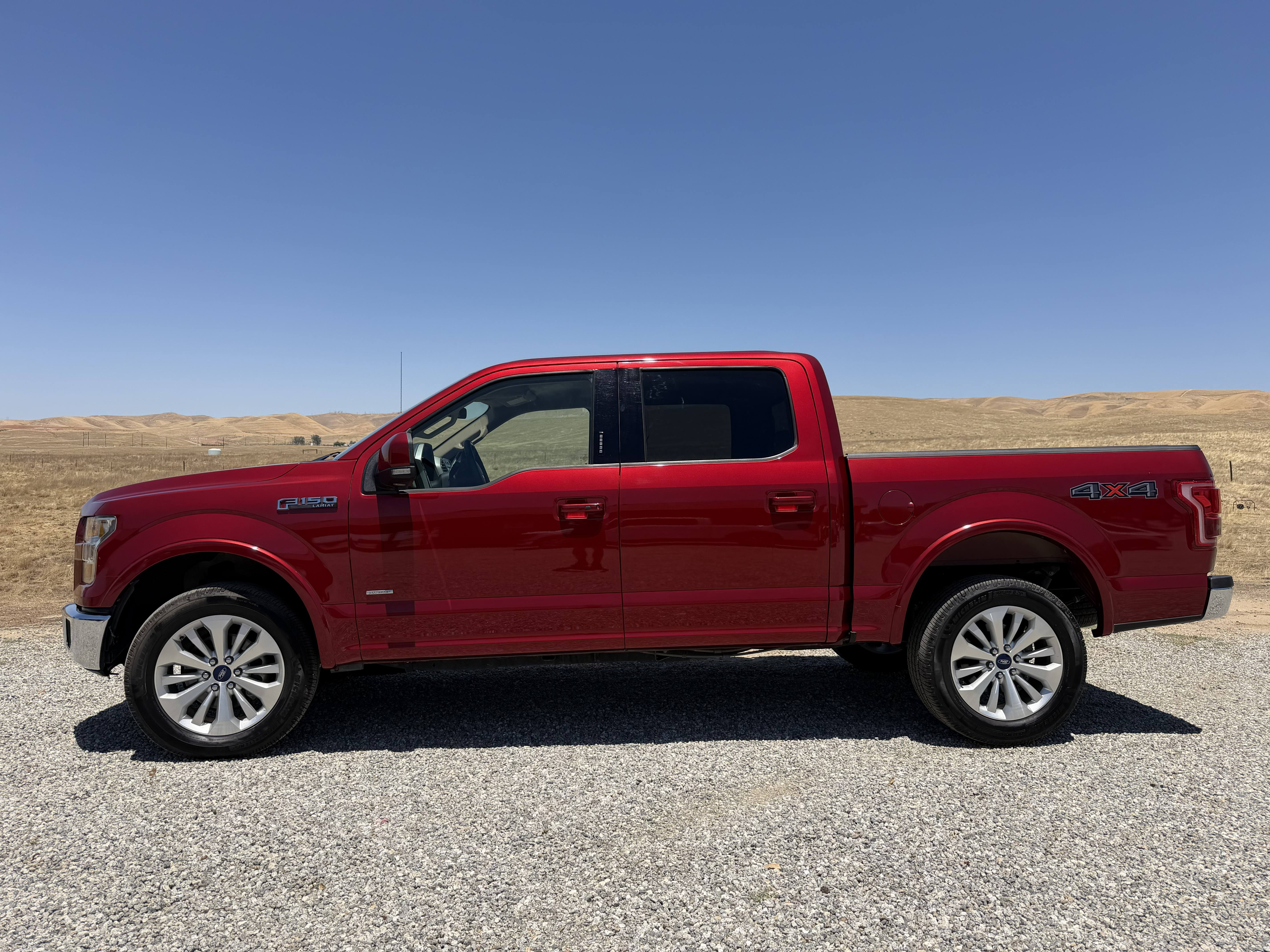 Used 2016 Ford F150 Lariat w/ Equipment Group 501A Mid AWD/4WD image 4