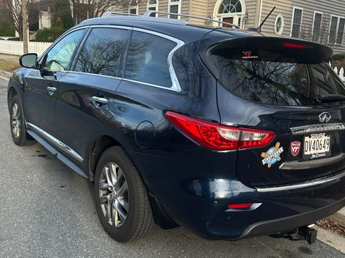 Used 2015 INFINITI QX60 AWD w/ Premium Plus Package image 6