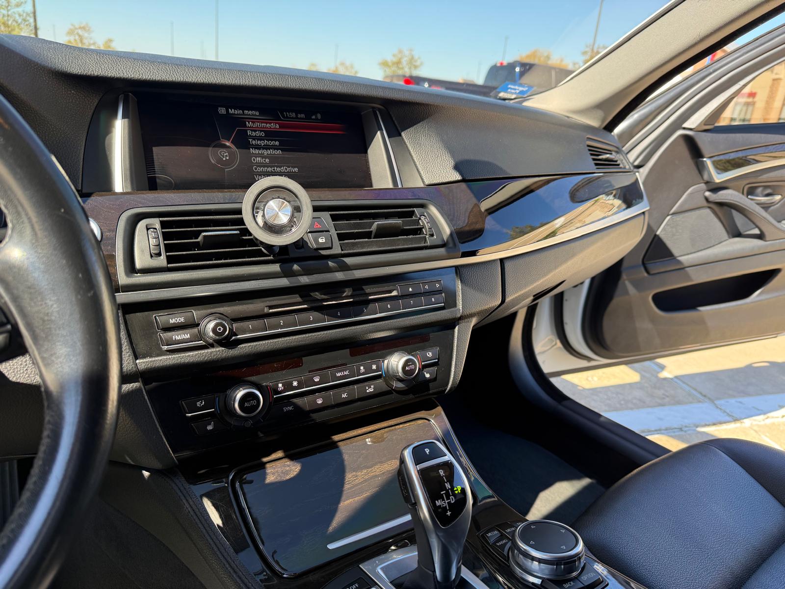 Used 2016 BMW 528i xDrive Sedan AWD/4WD image 13