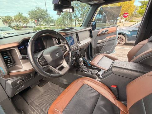 Used 2022 Ford Bronco Outer Banks image 10