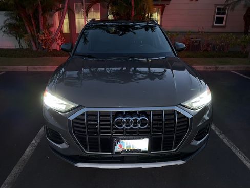 Used 2020 Audi Q3 2.0T Premium w/ Convenience Package AWD/4WD image 21