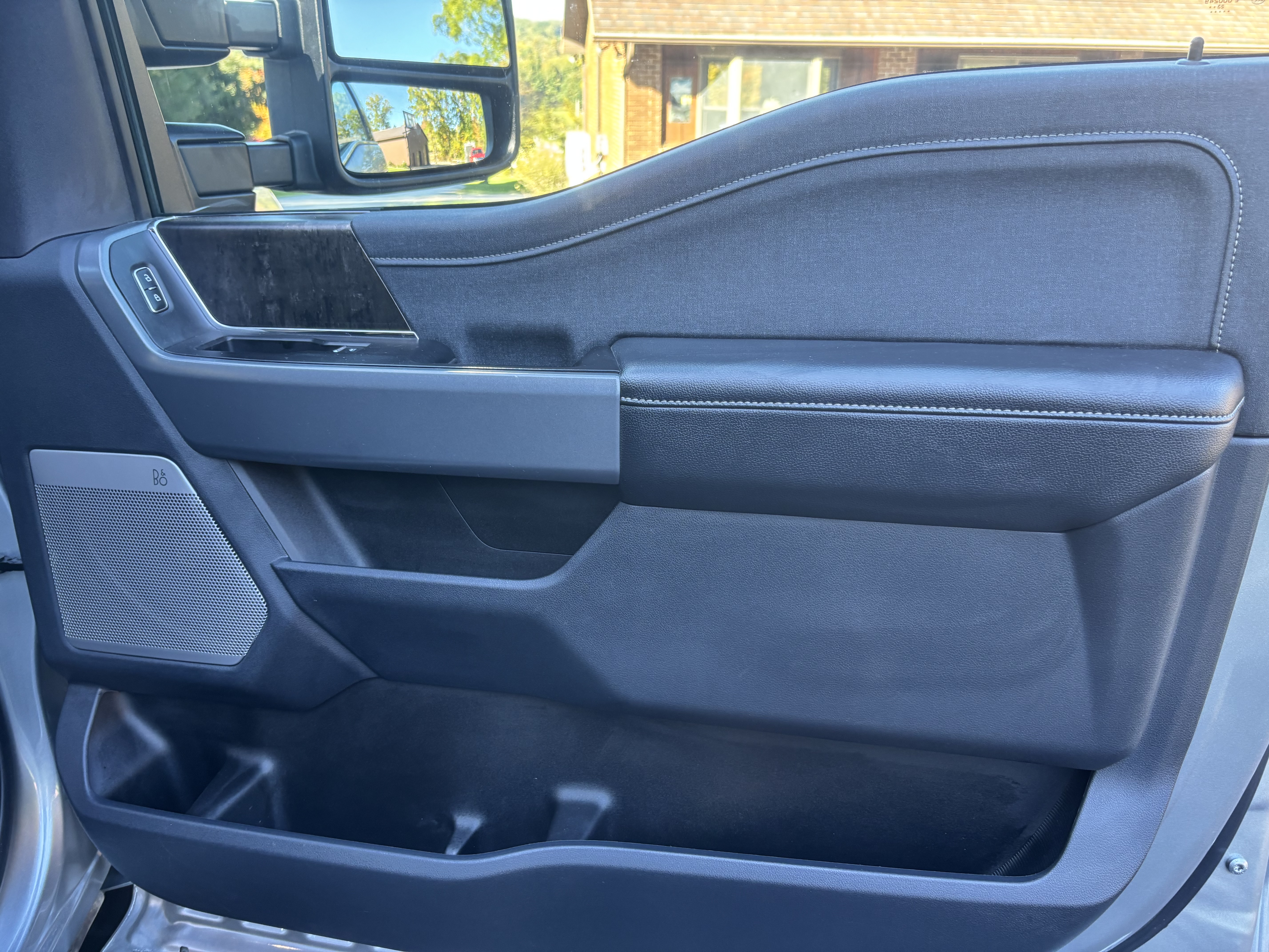 Used 2024 Ford F350 Lariat w/ Lariat Ultimate Package AWD/4WD image 14