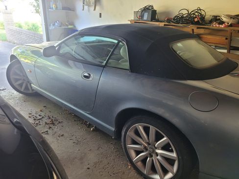 Used 2006 Jaguar XK8 Convertible image 1