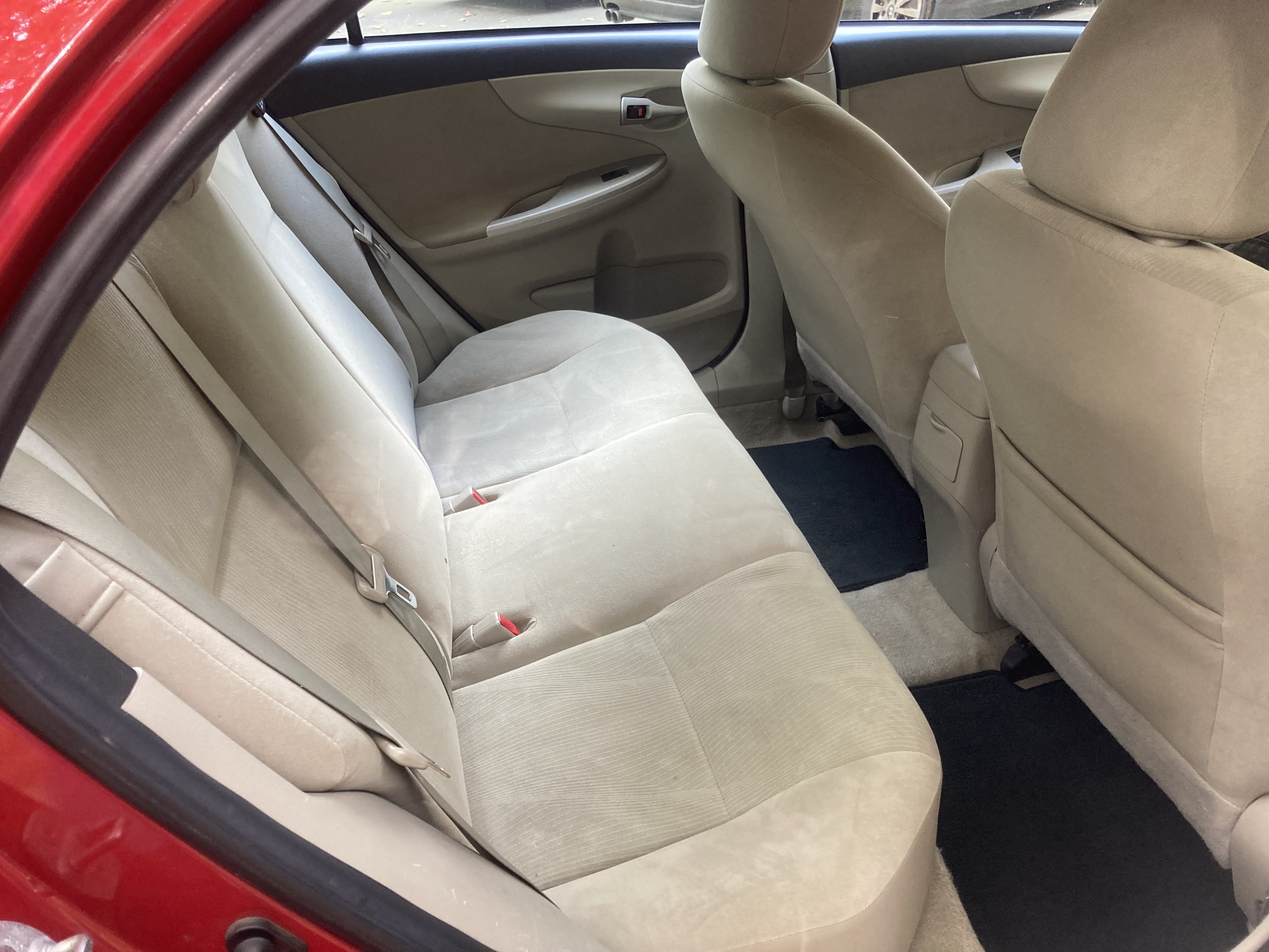 Used 2013 Toyota Corolla LE Special Edition FWD image 10