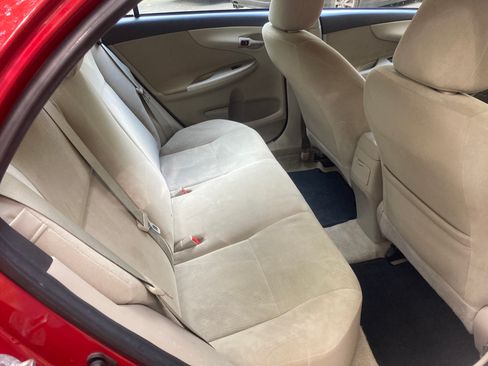 Used 2013 Toyota Corolla LE Special Edition image 10