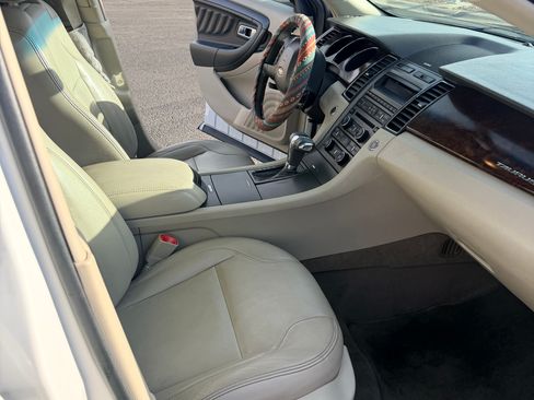 Used 2011 Ford Taurus SEL w/ 202A Rapid Spec Order Code image 11