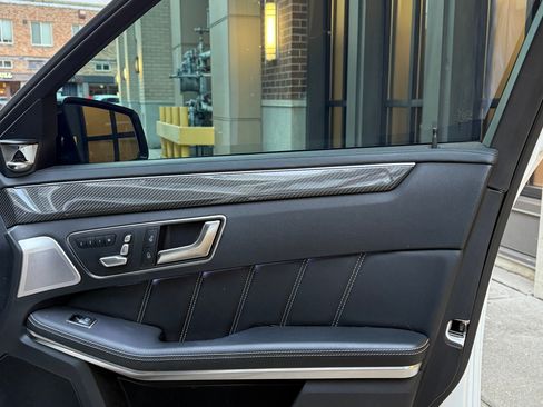 Used 2014 Mercedes-Benz E 63 AMG S-Model image 13