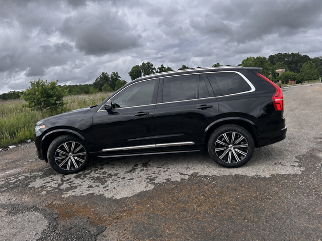 Used 2023 Volvo XC90 B6 Plus w/ Protection Package Premier AWD/4WD image 2