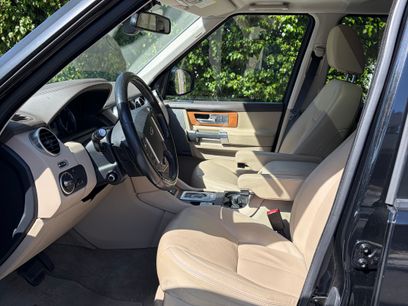 Used 2015 Land Rover LR4 HSE LUX