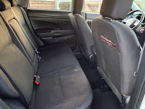 Used 2014 Mitsubishi Outlander Sport ES image 12