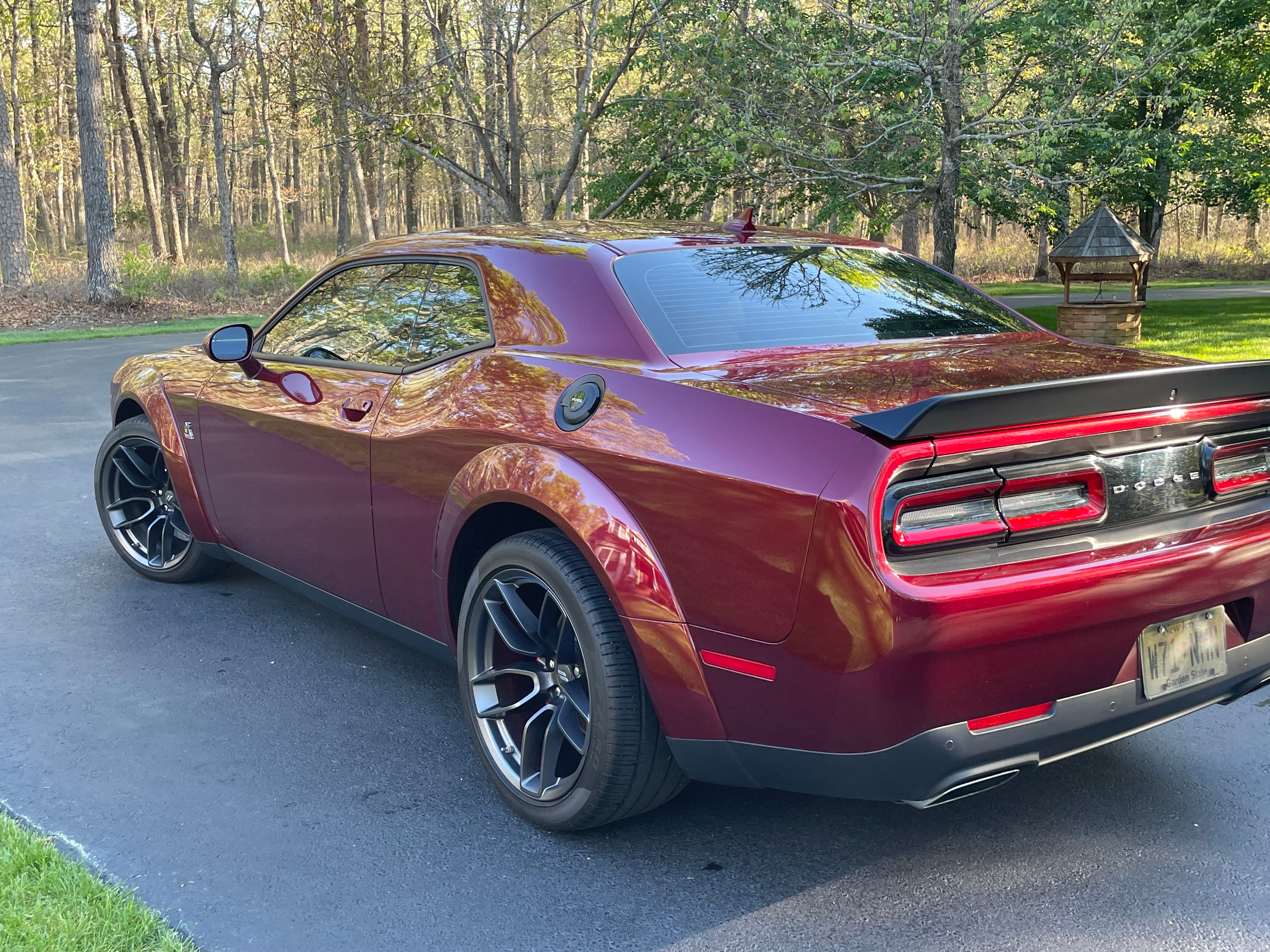 Used 2021 Dodge Challenger R/T Scat Pack RWD image 9