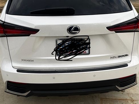 Used 2019 Lexus NX 300h AWD image 5