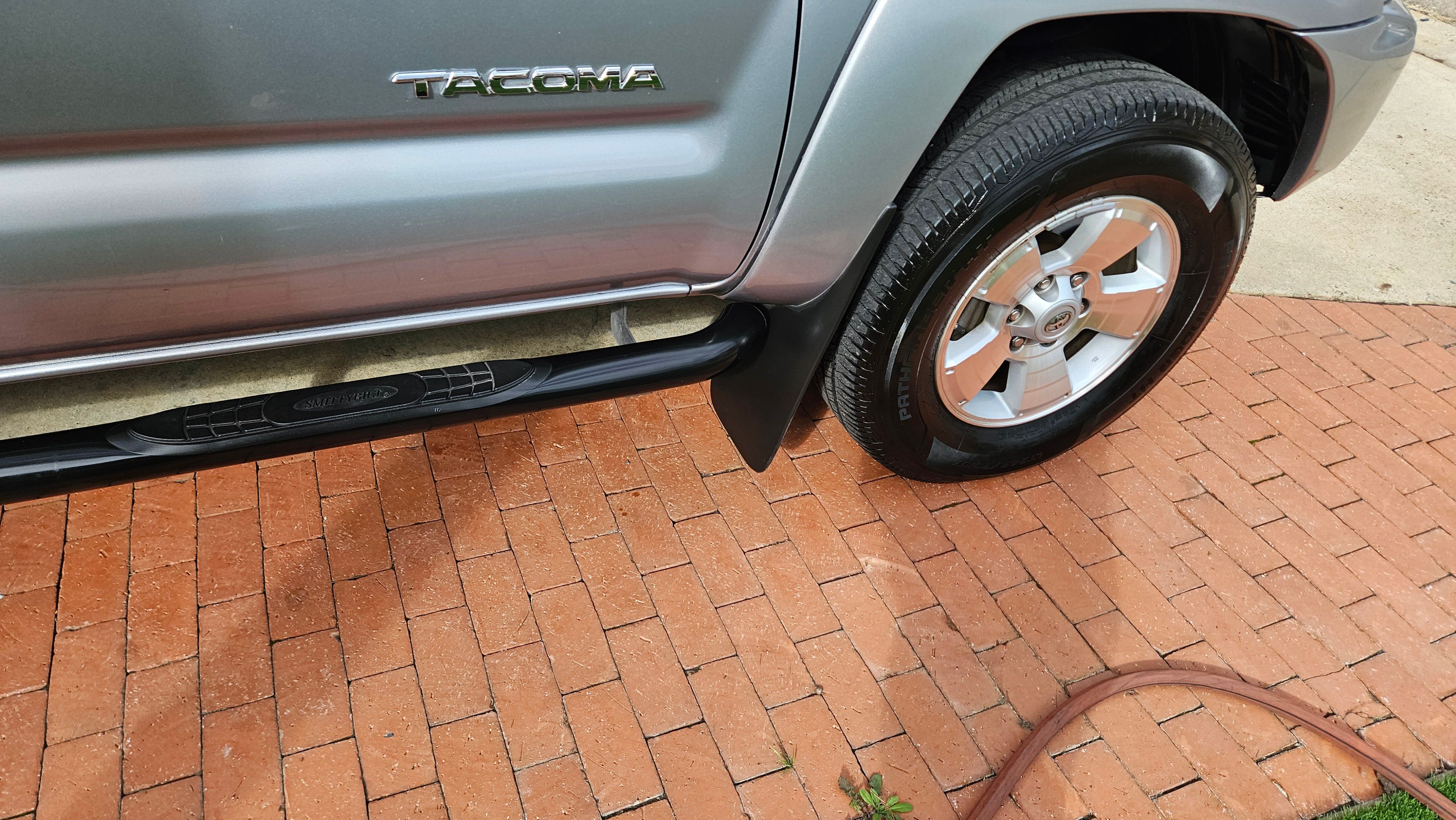 Used 2015 Toyota Tacoma PreRunner w/ TRD Sport Package RWD image 6