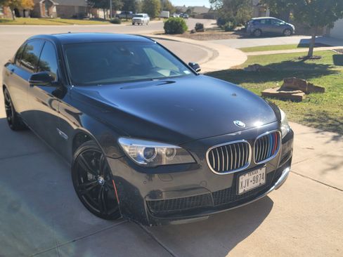 Used 2013 BMW 750Li xDrive 750Li xDrive Sedan 4D image 2