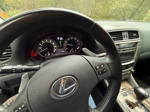 Used 2010 Lexus IS 250 image 6