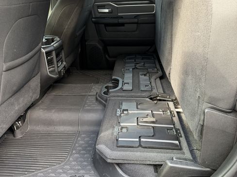 Used 2021 RAM 3500 Big Horn w/ Level B Equipment Group image 9