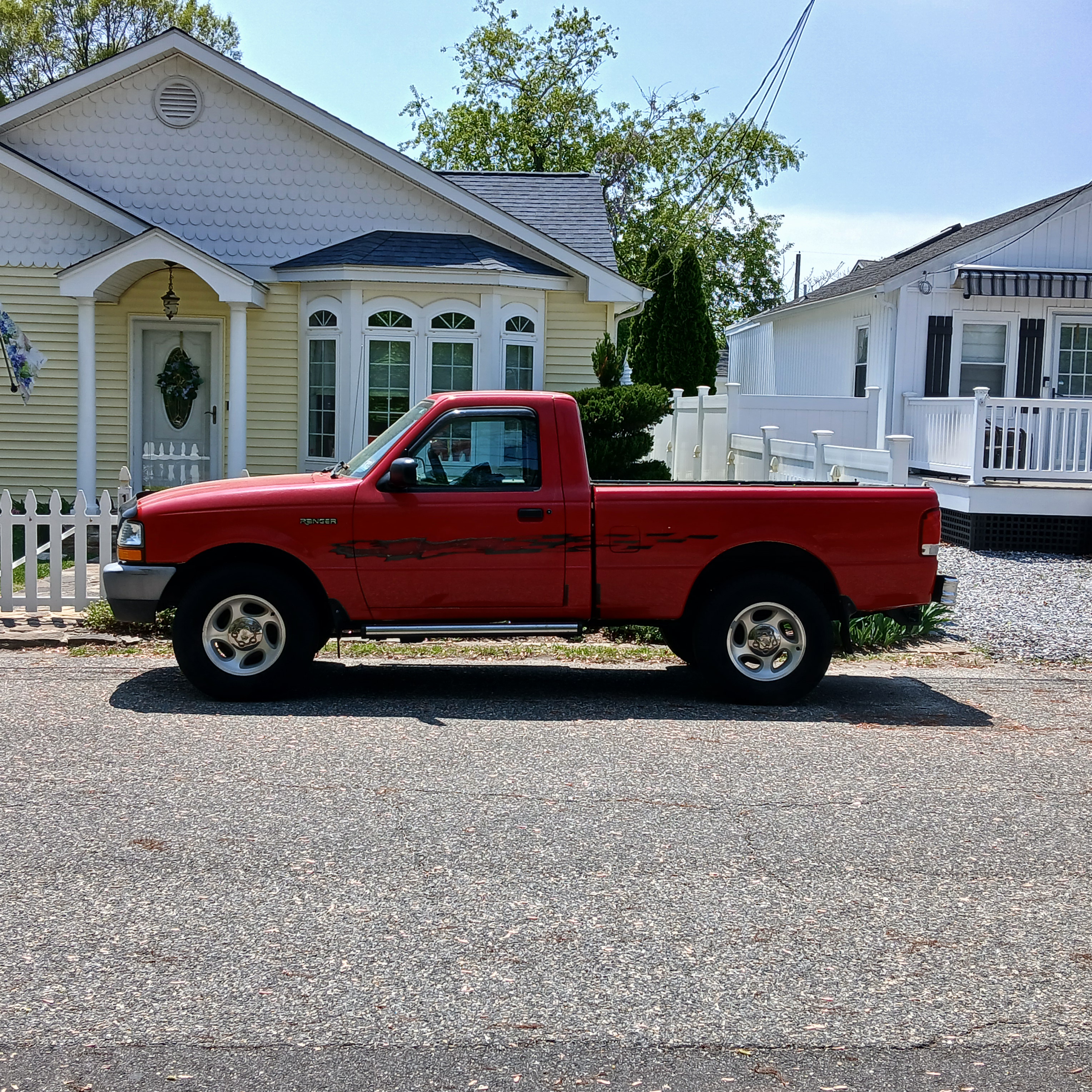 Used 2000 Ford Ranger 2WD Regular Cab image 2