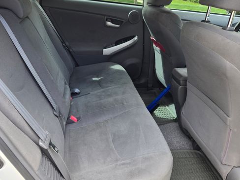 Used 2010 Toyota Prius Three image 12