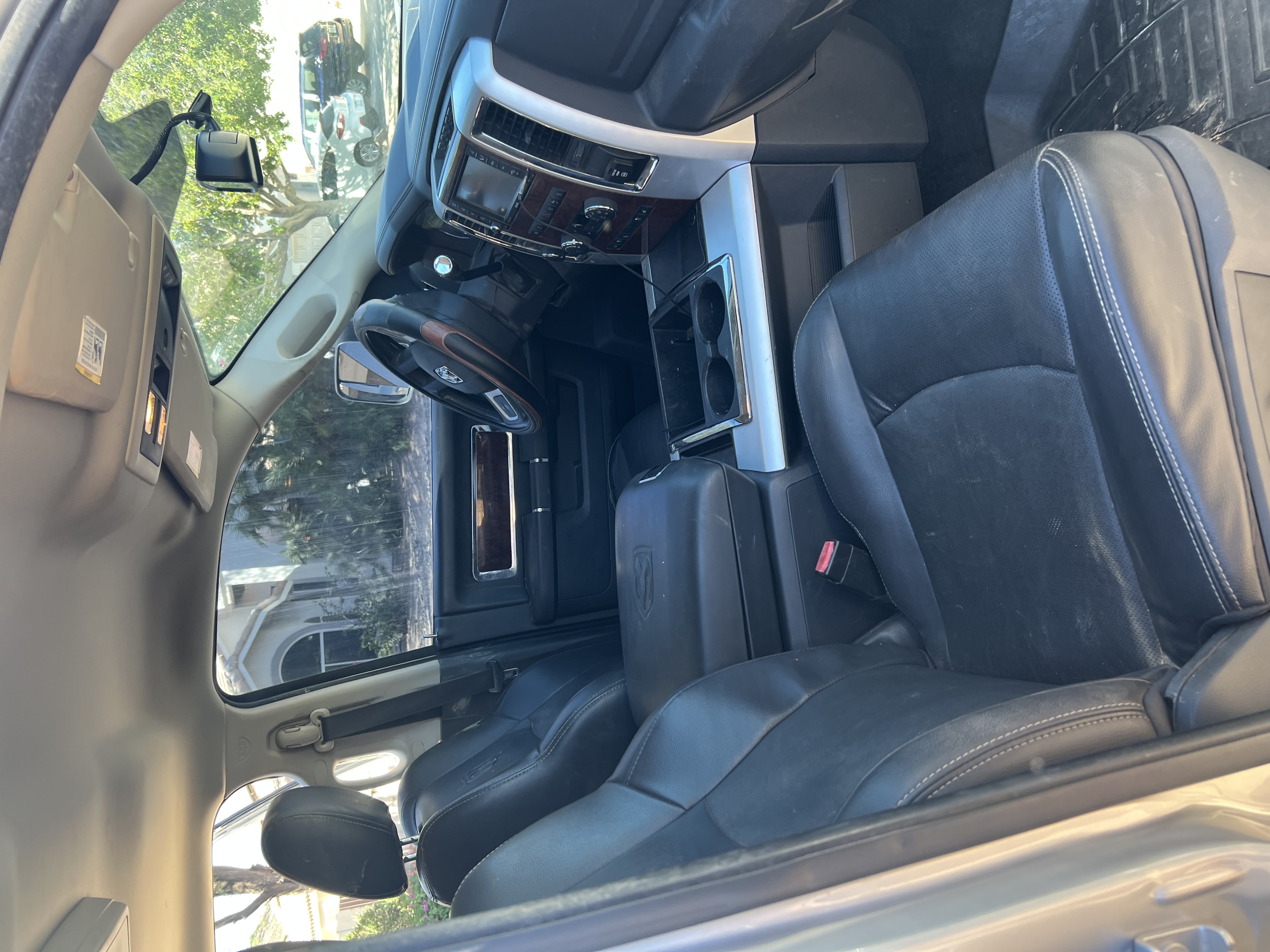 Used 2010 Dodge Ram 2500 Truck Laramie w/ Protection Group AWD/4WD image 2