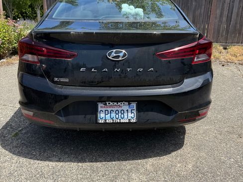Used 2020 Hyundai Elantra SEL w/ Cargo Package (C1) FWD image 8