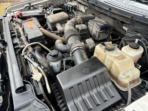 Used 2010 Ford F150 Lariat image 6