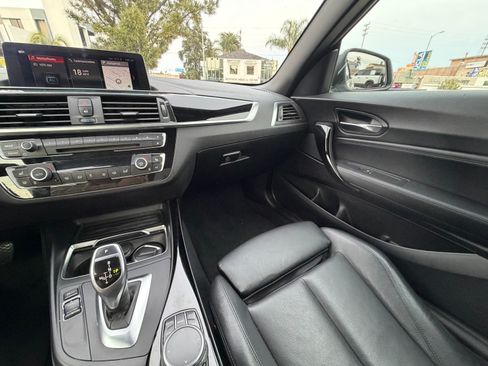 Used 2018 BMW 230i Convertible image 10