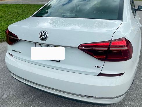 Used 2018 Volkswagen Passat 2.0T SE image 13