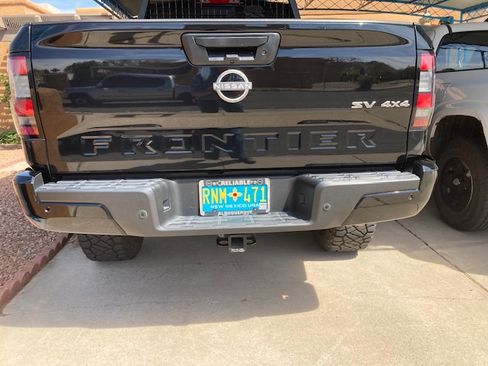 Used 2023 Nissan Frontier SV w/ Technology Package image 31